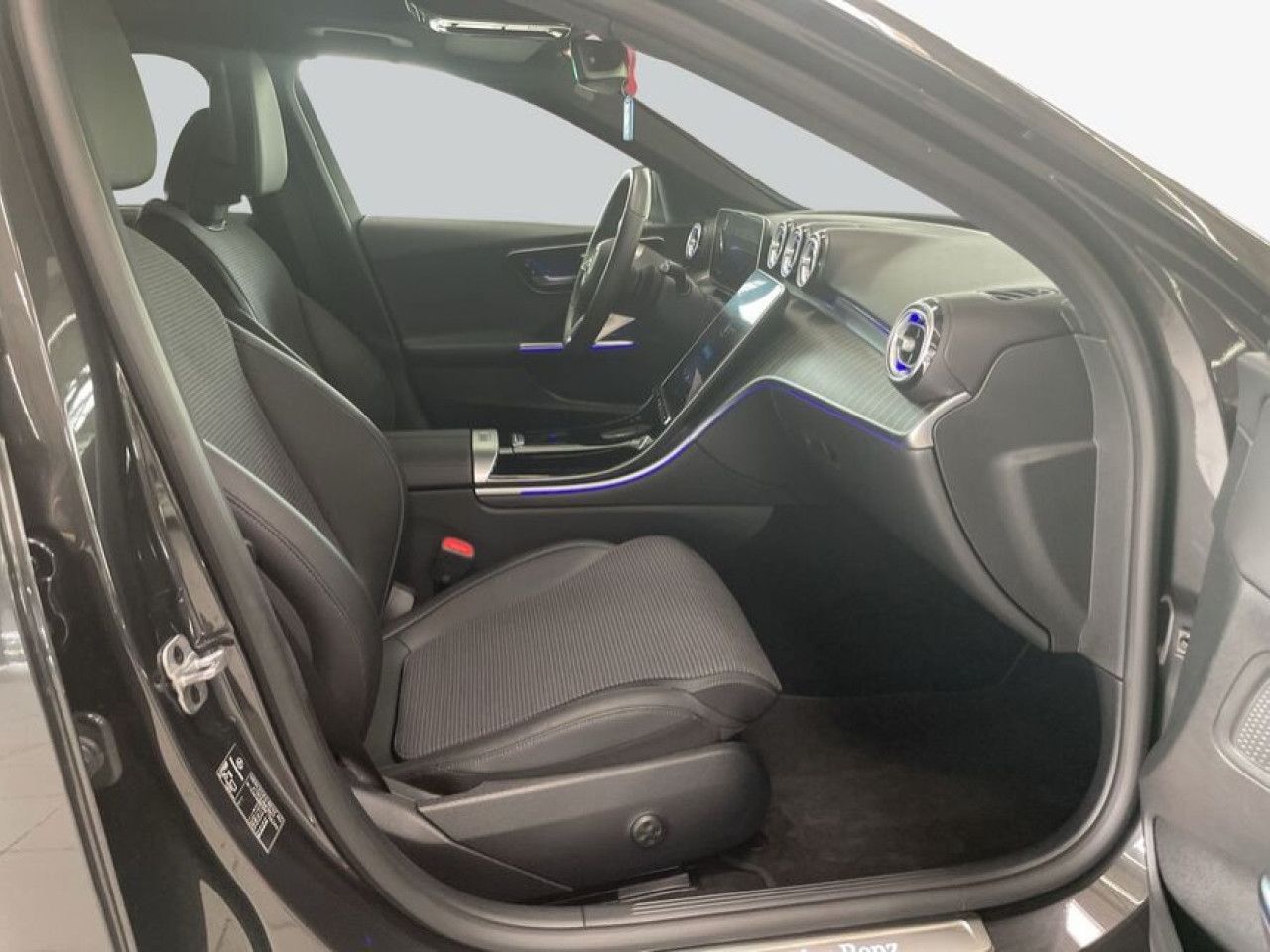 Mercedes-Benz C-Klasse – Bild 12