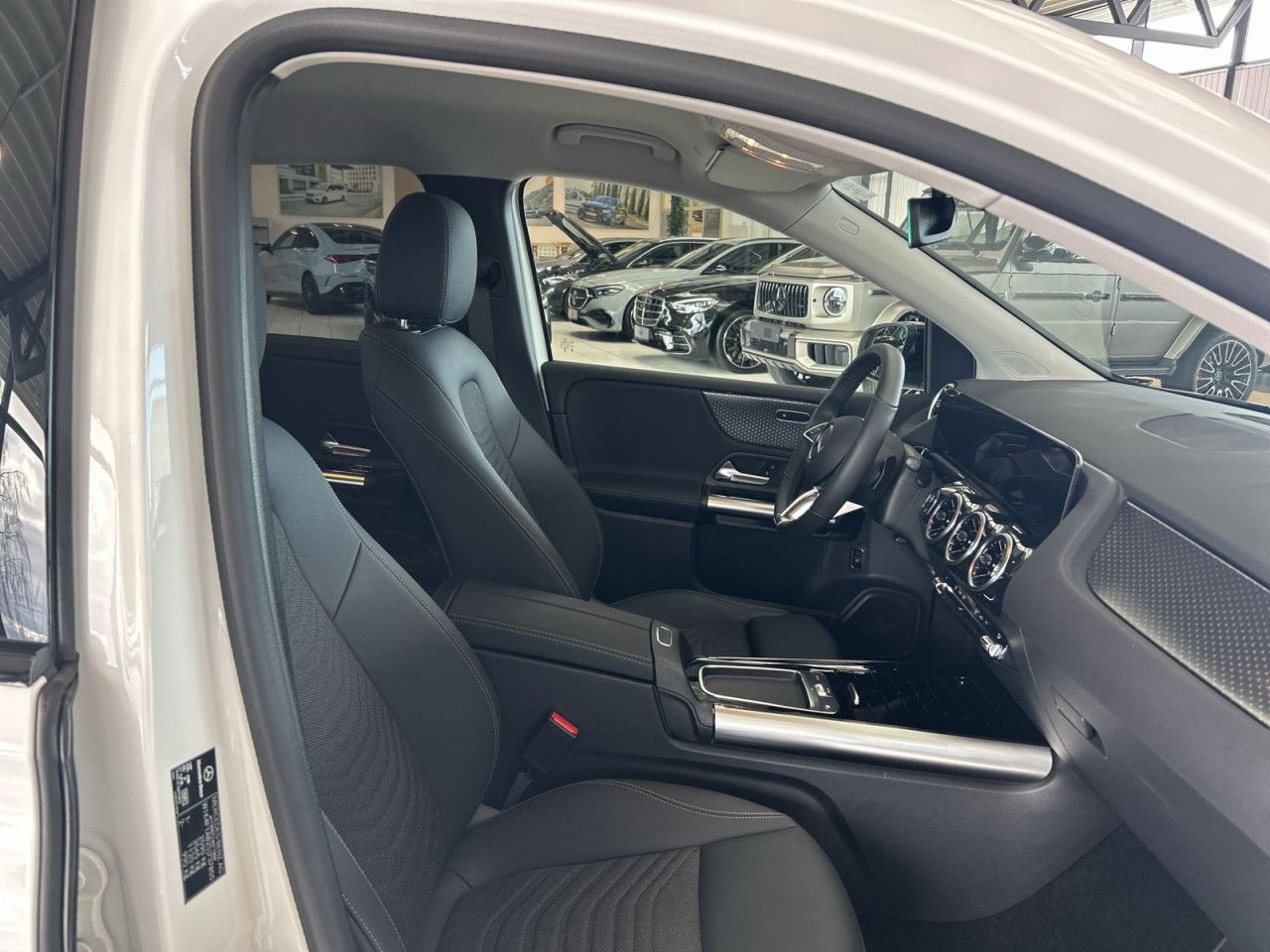 Fahrzeugbild 16 / 18