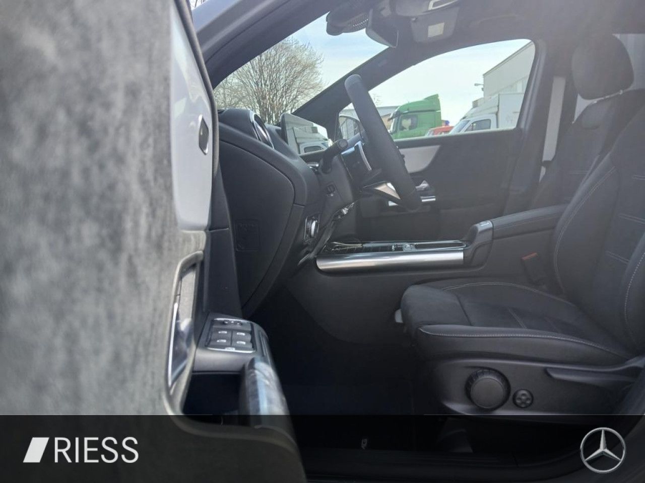 Mercedes-Benz GLA – Bild 2