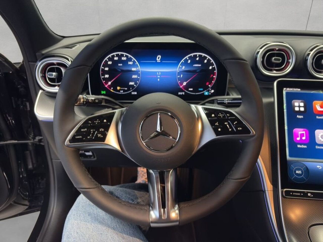 Mercedes-Benz C-Klasse – Bild 11