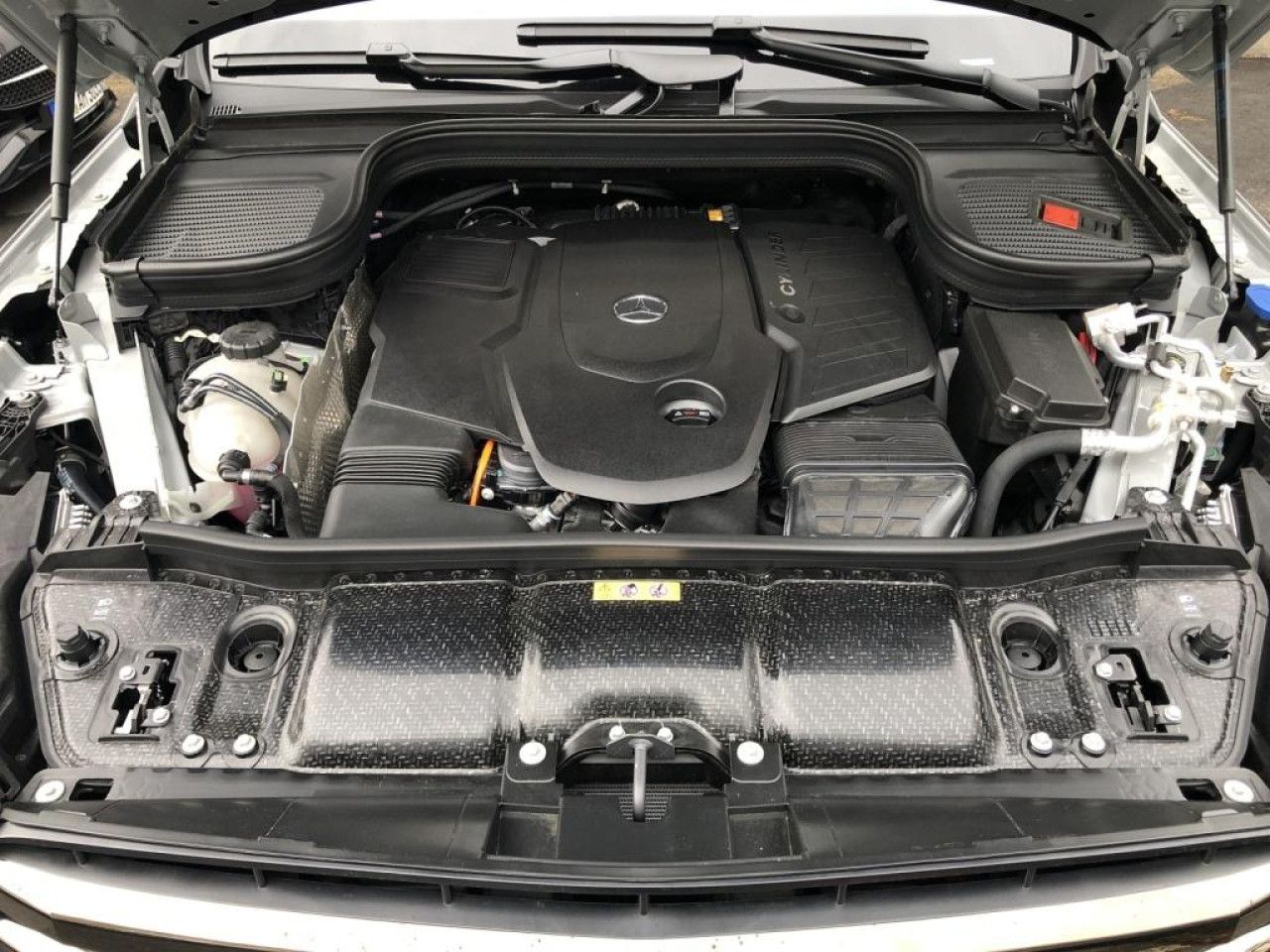 Mercedes-Benz GLS – Bild 16