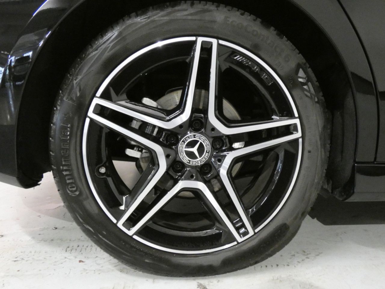 Photo du v&eacute;hicule 9 / 18