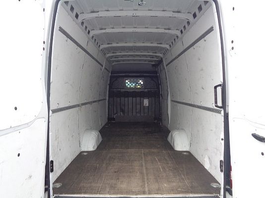 Vehicle image 14 / 14