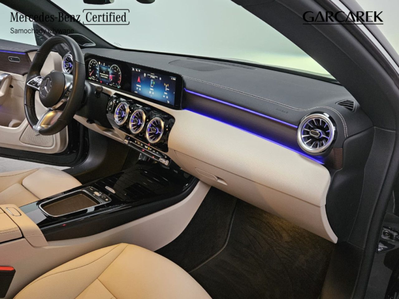 Zdjęcie pojazdu 8 / 22