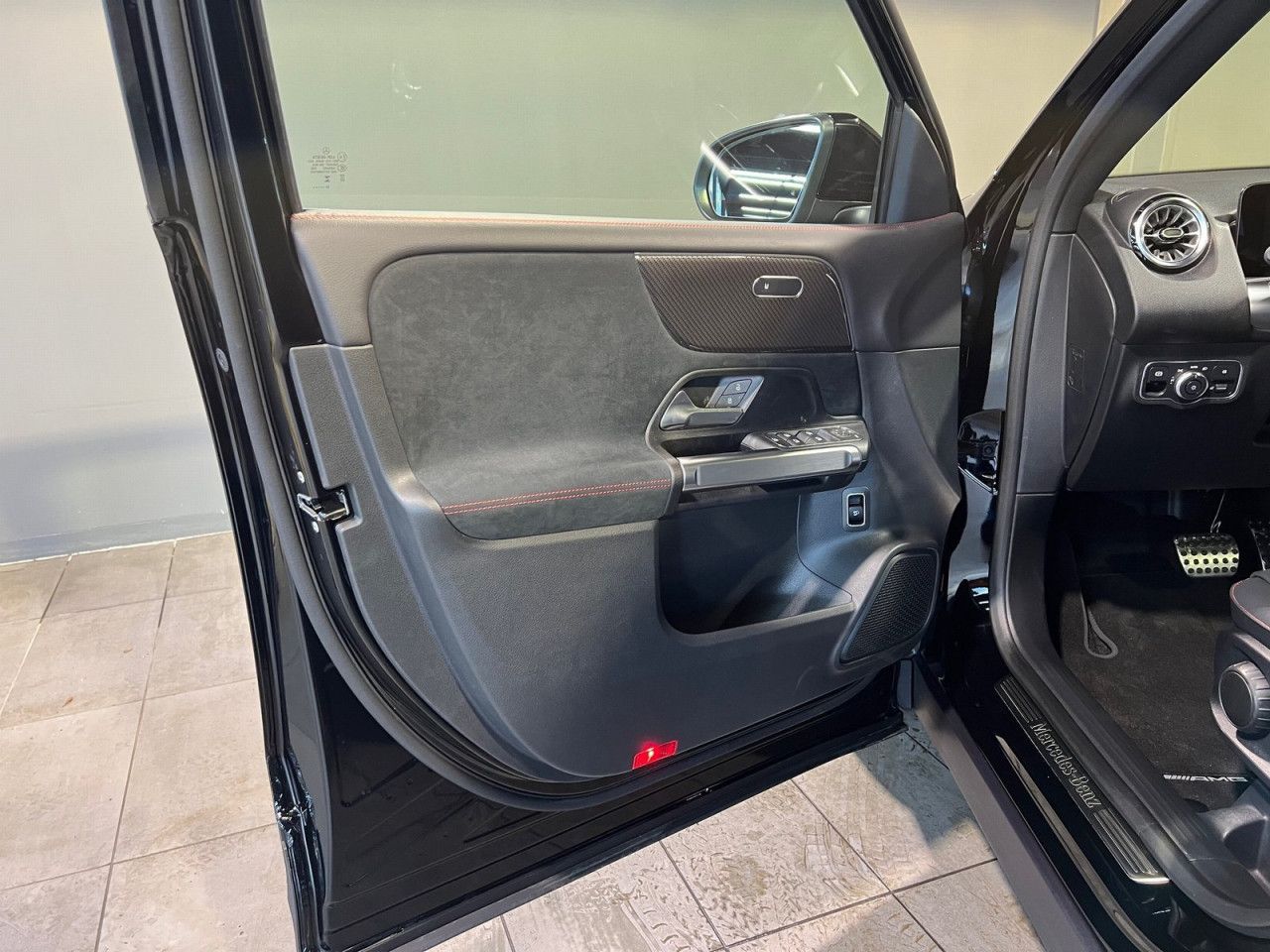 Mercedes-Benz GLB – Bild 14