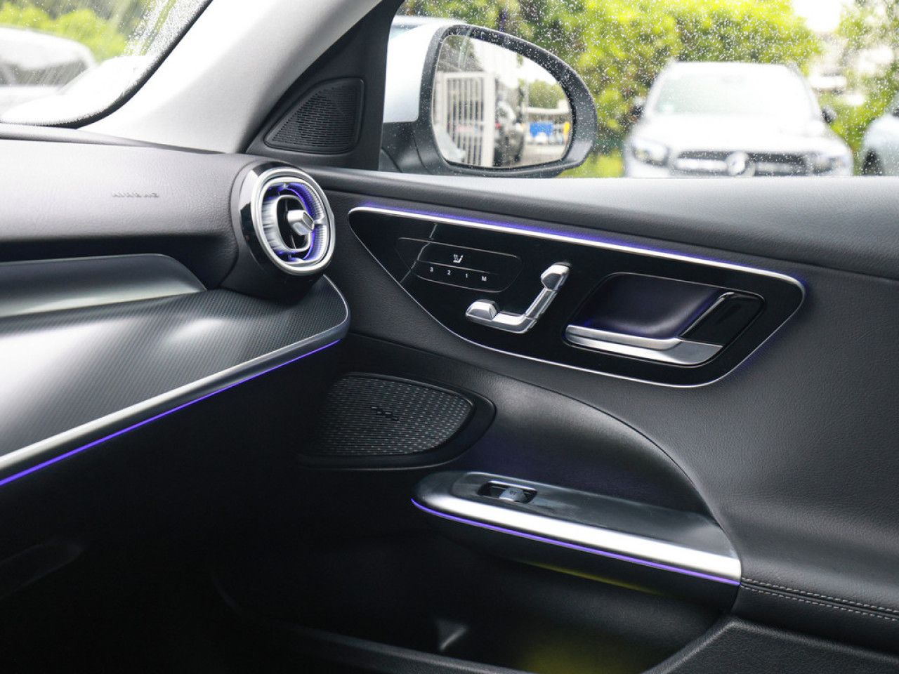 Mercedes-Benz C-Klasse – Bild 17