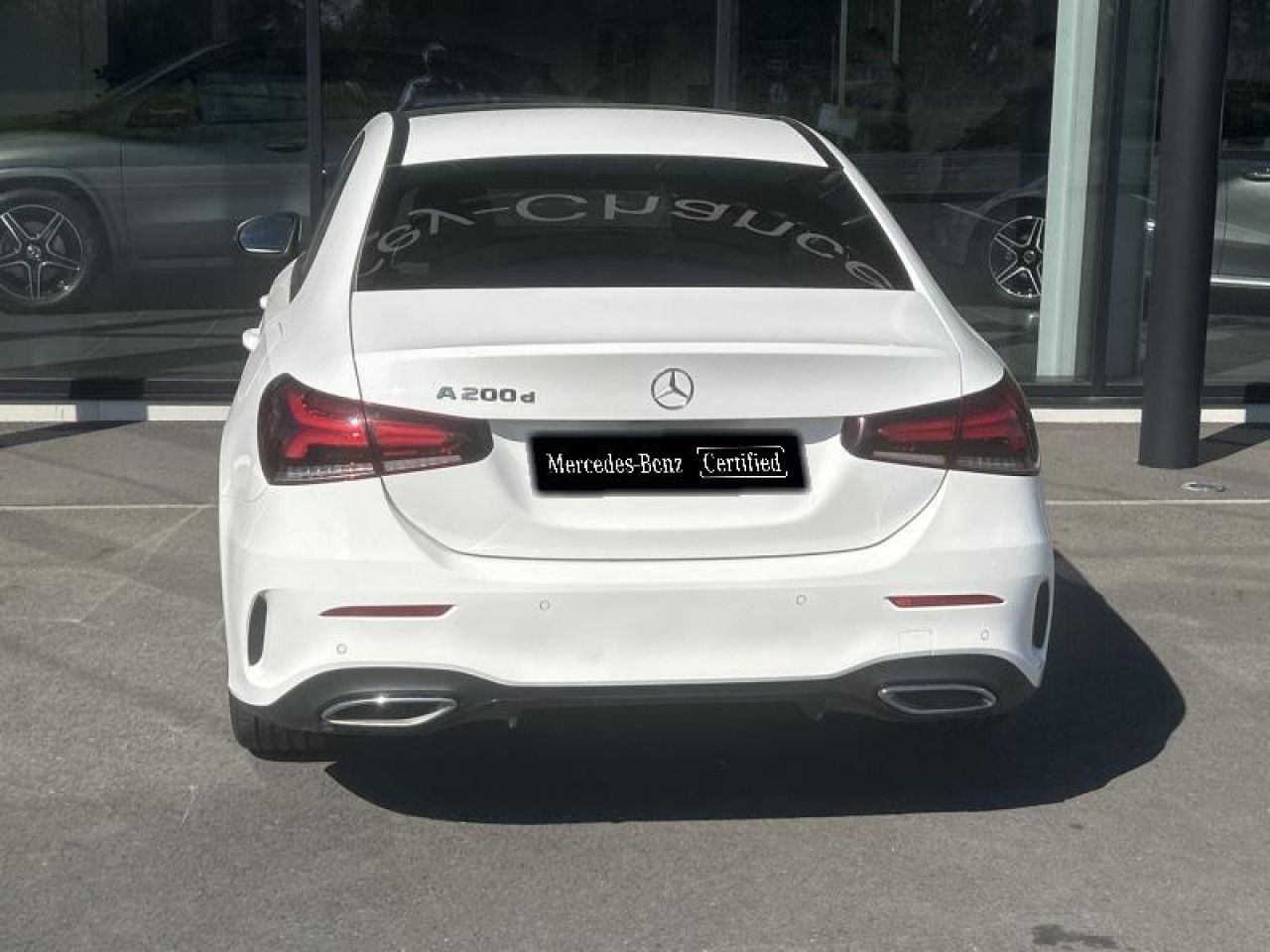 Photo du v&eacute;hicule 4 / 18