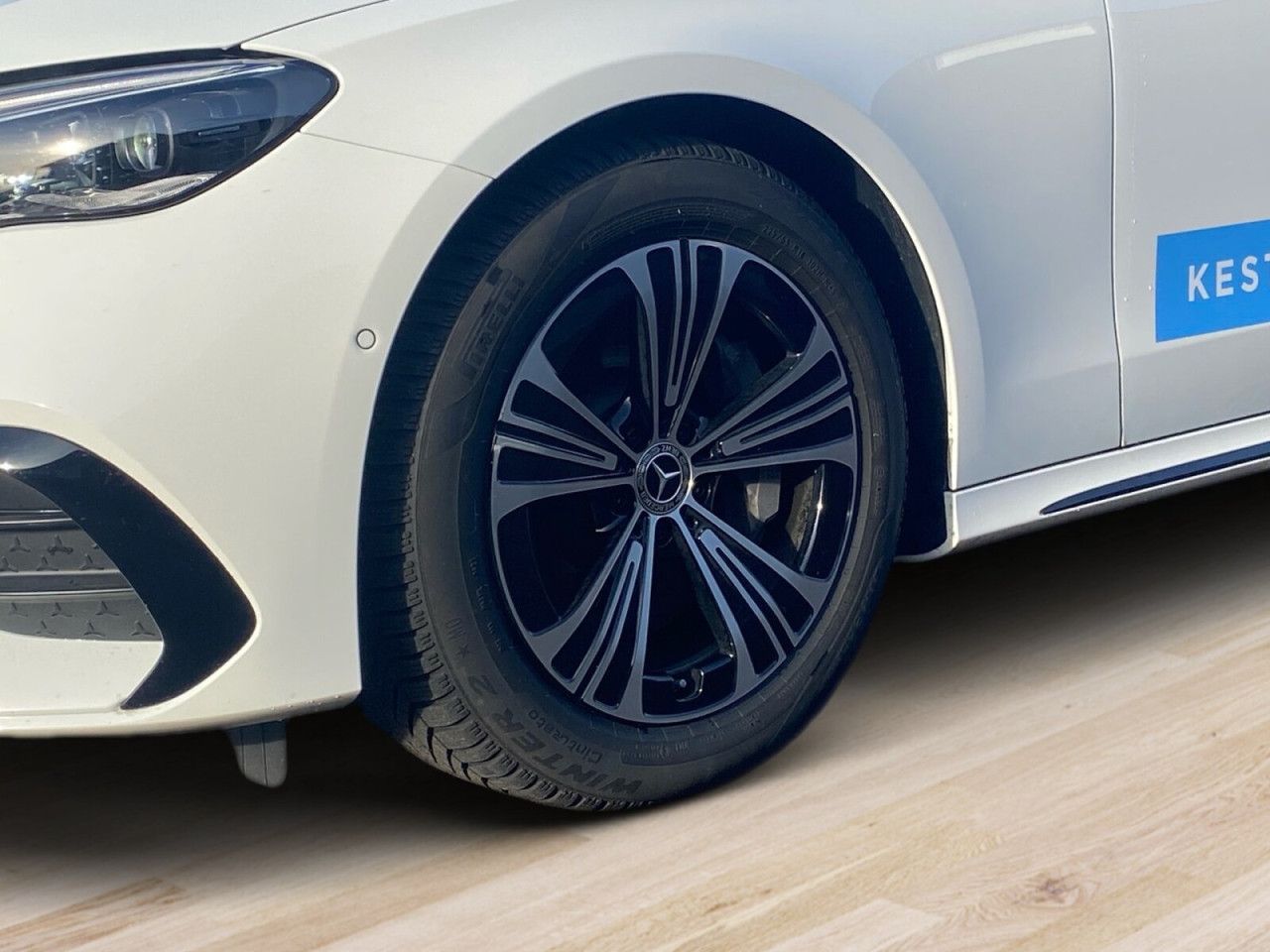 Mercedes-Benz E-Klasse – Bild 6