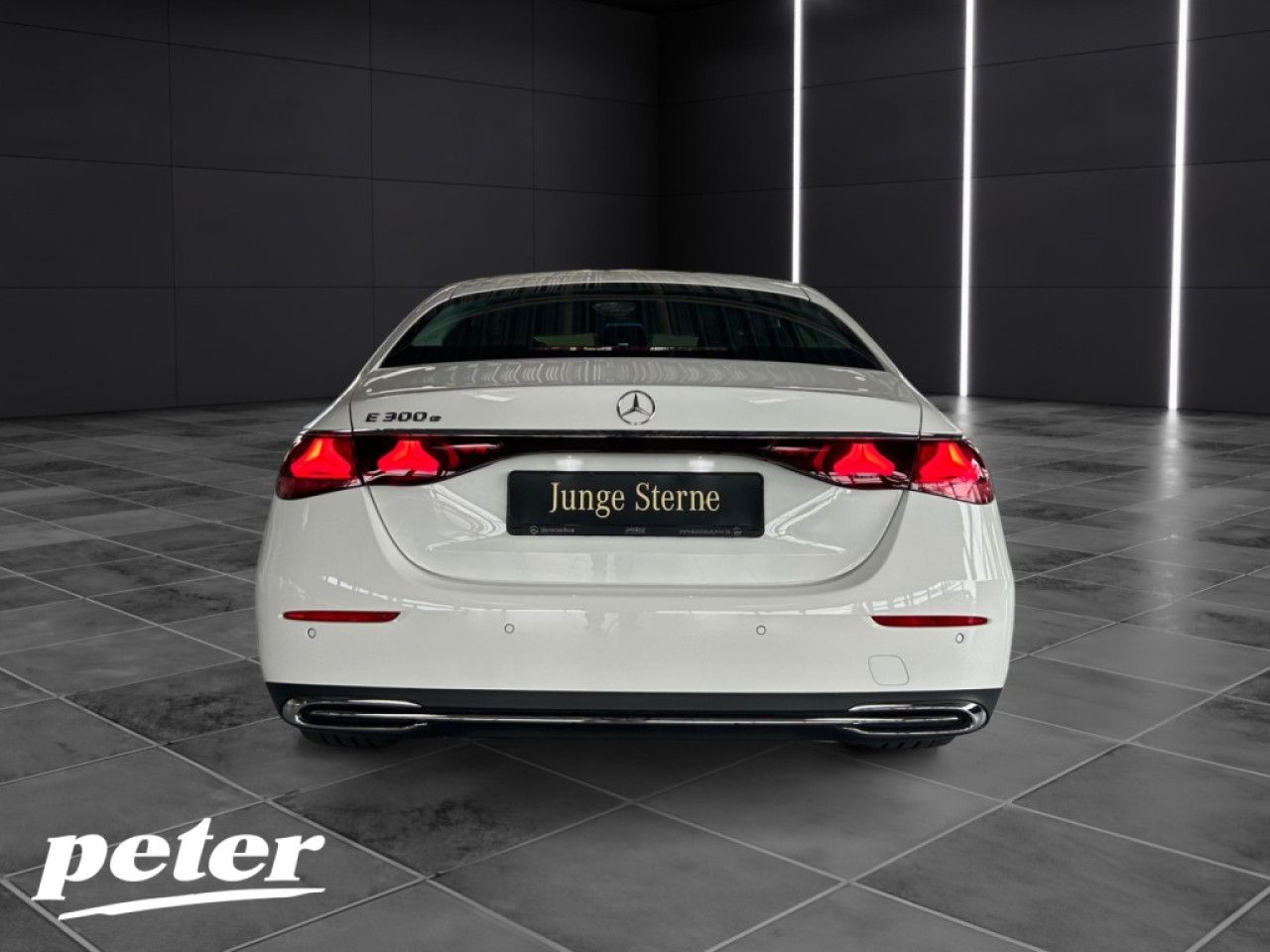 Mercedes-Benz E-Klasse – Bild 13