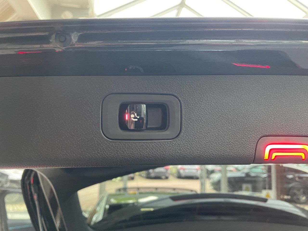 Mercedes-Benz E-Klasse – Bild 10
