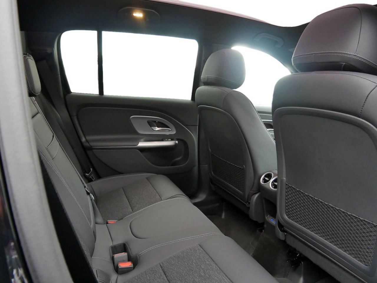 Mercedes-Benz GLB – Bild 6