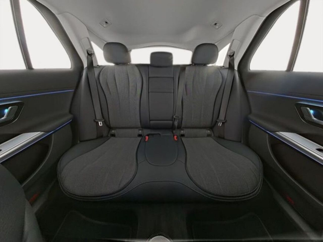 Mercedes-Benz E-Klasse – Bild 6