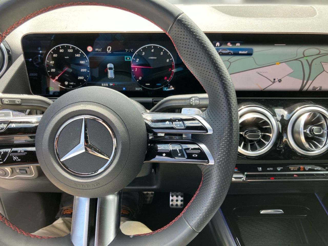 Mercedes-Benz GLA – Bild 10
