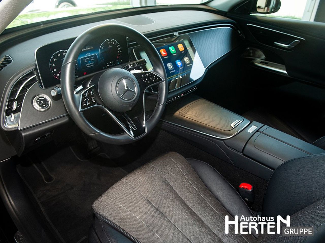 Mercedes-Benz E-Klasse – Bild 2