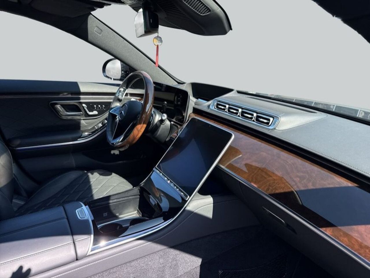 Mercedes-Benz S-Klasse – Bild 15
