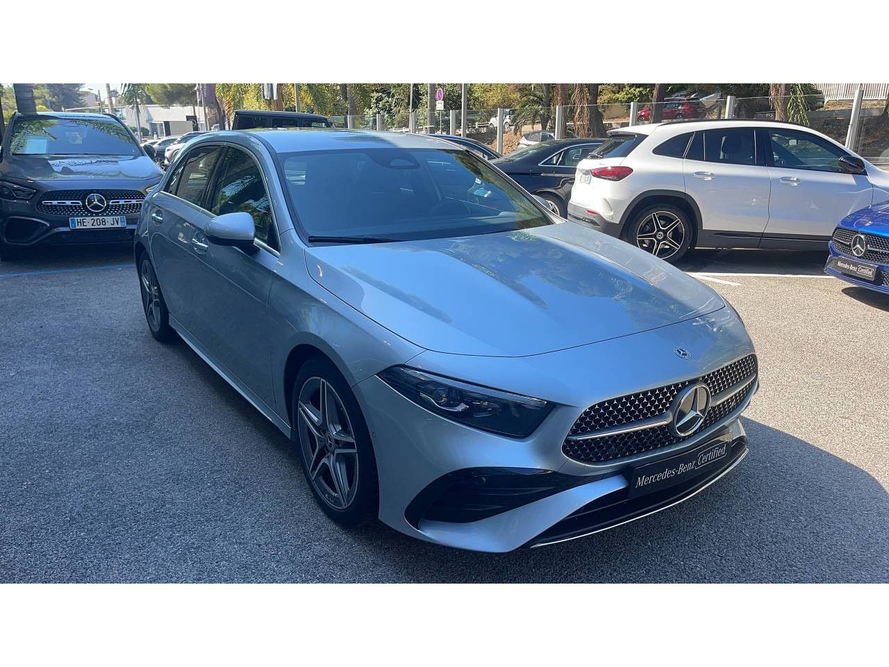 Photo du v&eacute;hicule 16 / 18