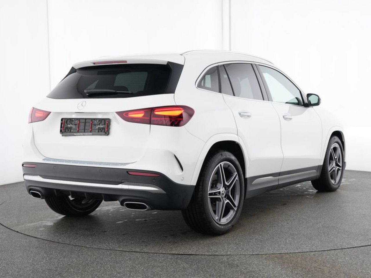 Mercedes-Benz GLA – Bild 2