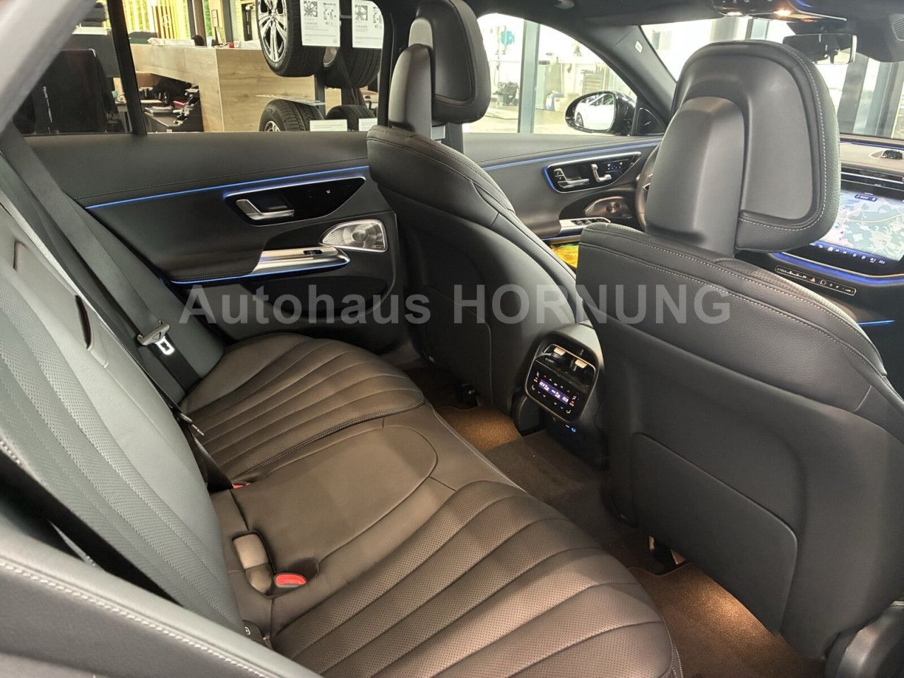 Mercedes-Benz E-Klasse – Bild 25