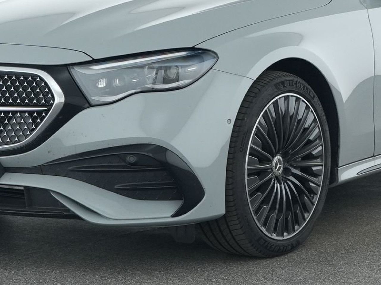 Mercedes-Benz E-Klasse – Bild 11