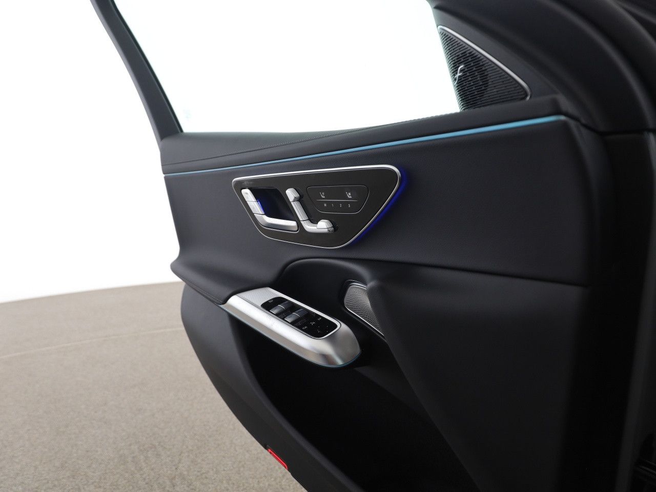 Mercedes-Benz E-Klasse – Bild 13