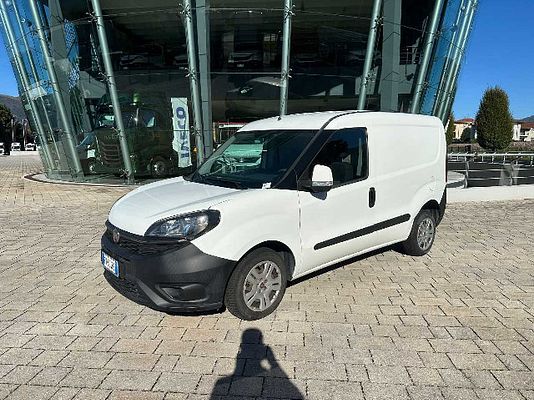 Vehicle image 1 / 11