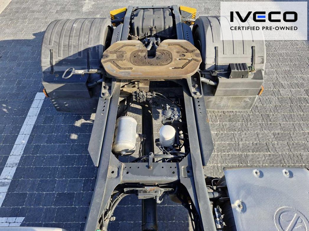 IVECO | AT440S40T/P ADR