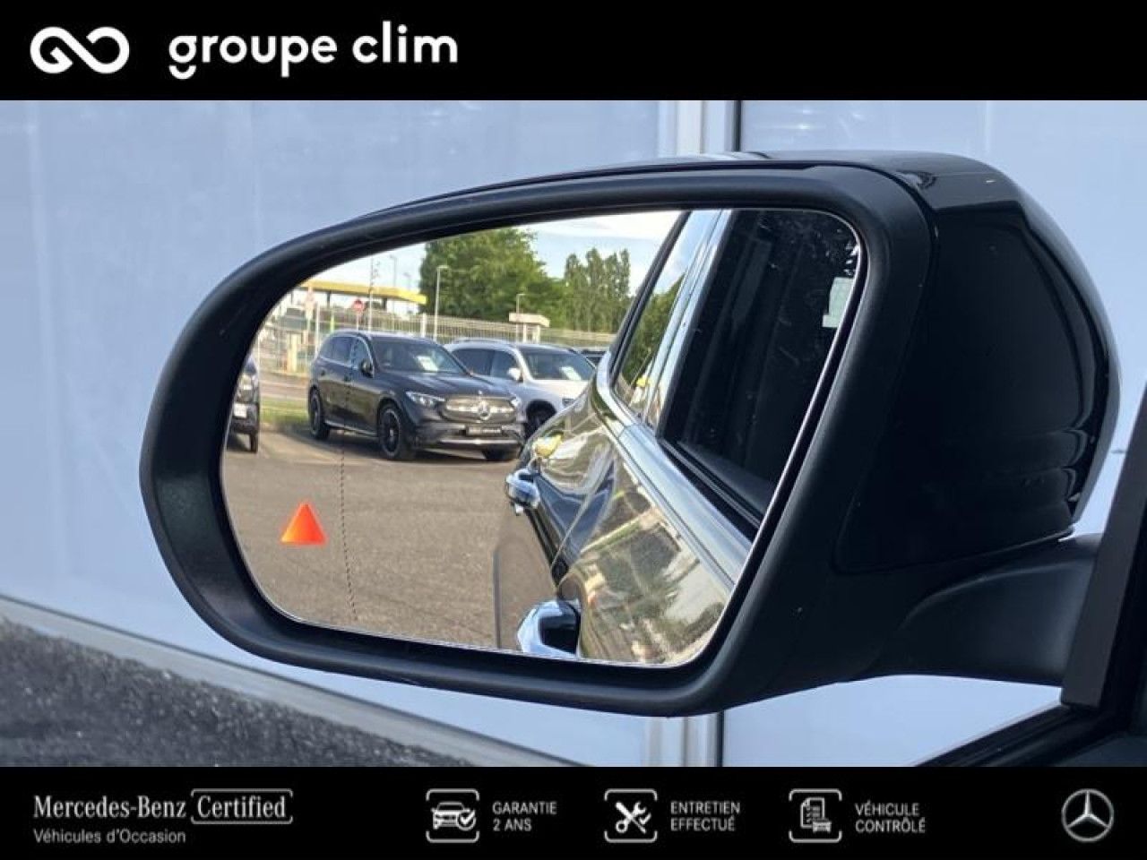 Photo du v&eacute;hicule 17 / 18