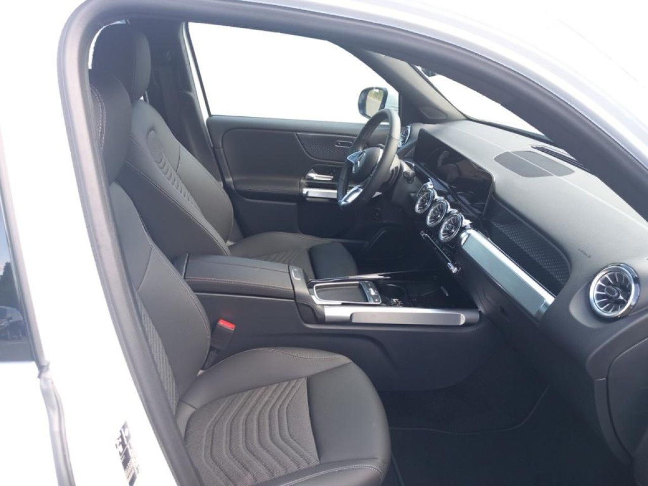Mercedes-Benz GLB – Bild 15