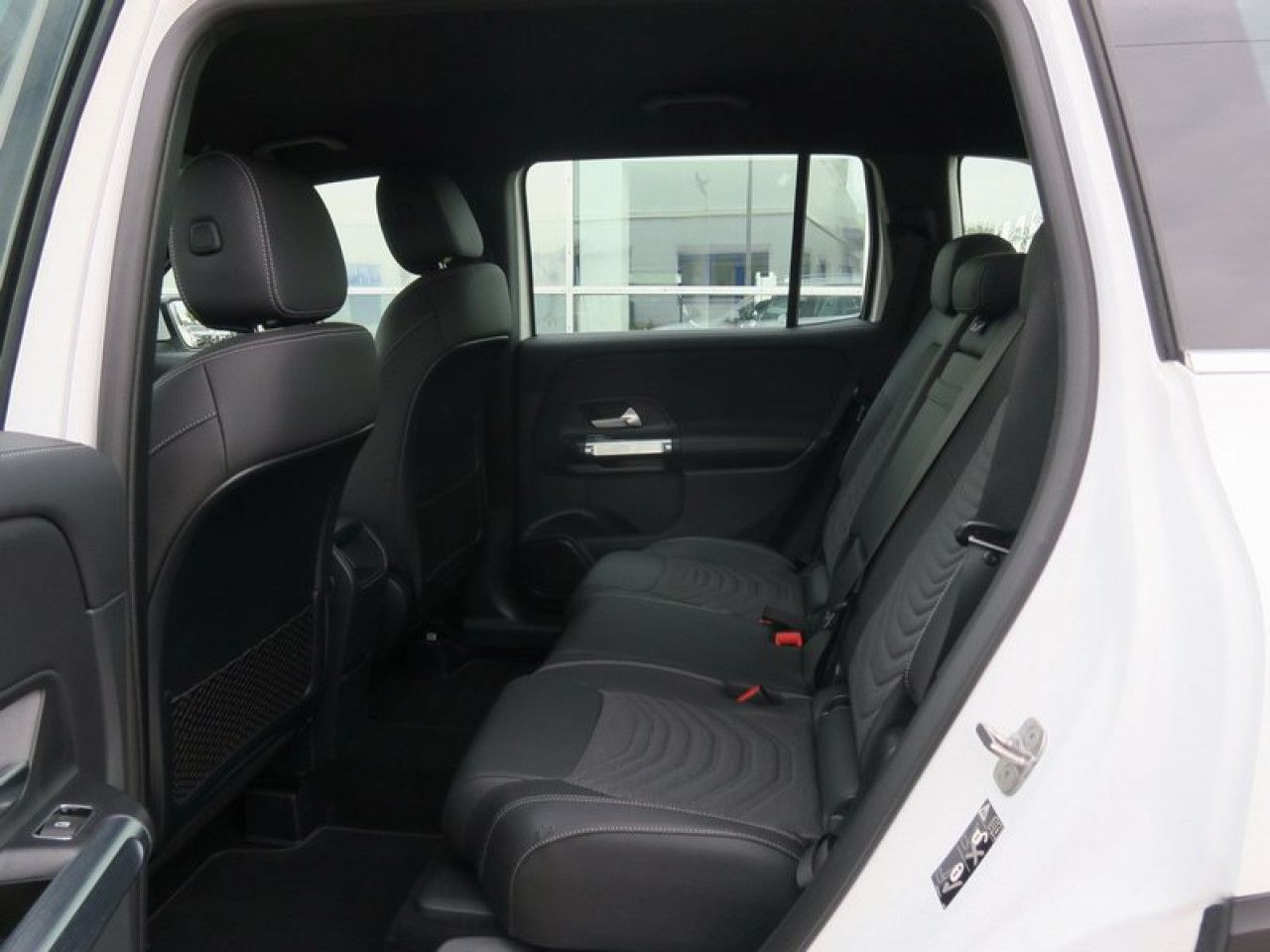 Mercedes-Benz GLB – Bild 13