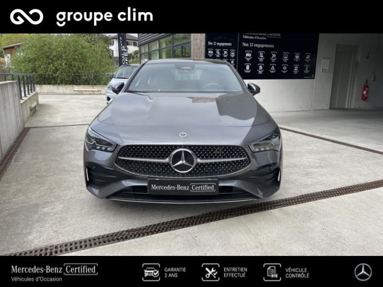 Photo du v&eacute;hicule 2 / 18