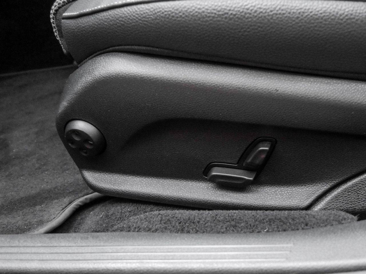 Fahrzeugbild 11 / 15