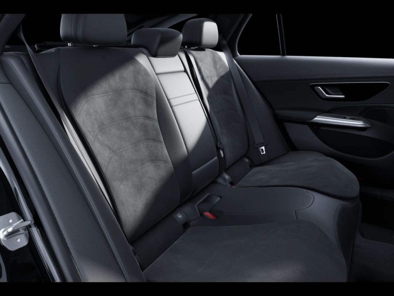 Mercedes-Benz E-Klasse – Bild 10