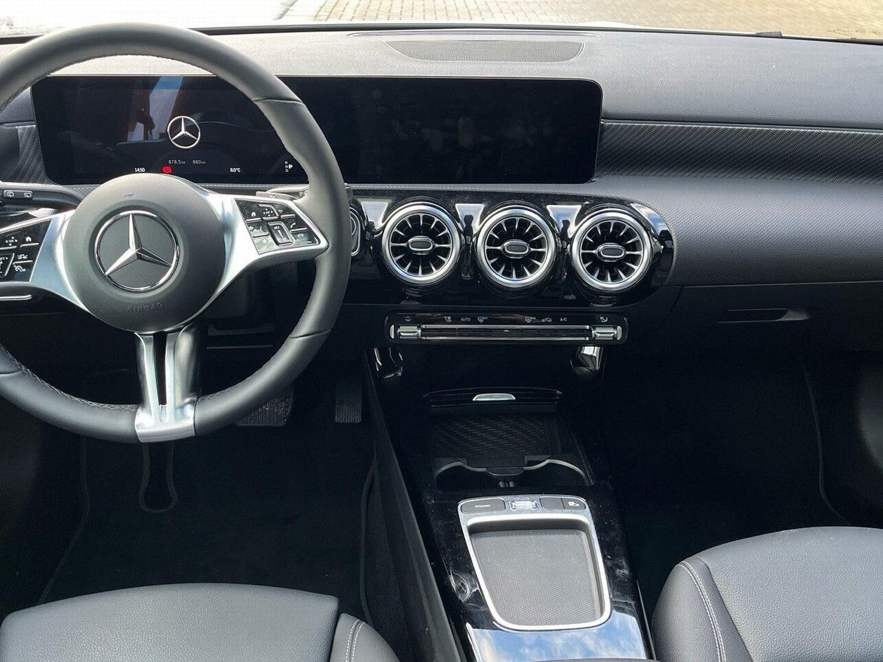 Mercedes-Benz A-Klasse – Bild 8