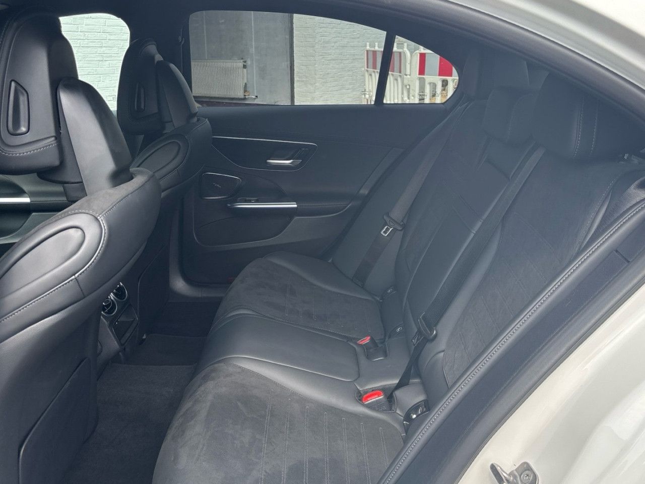 Mercedes-Benz C-Klasse – Bild 12
