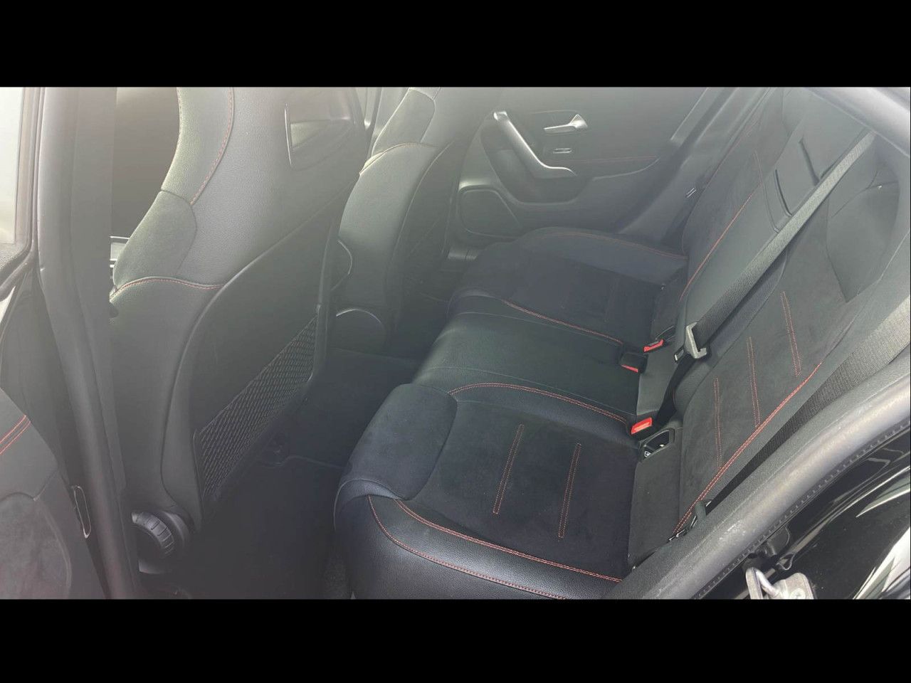 Imagem do veículo 4 / 11