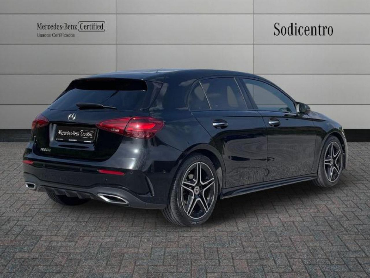 Imagem do ve&iacute;culo 4 / 20