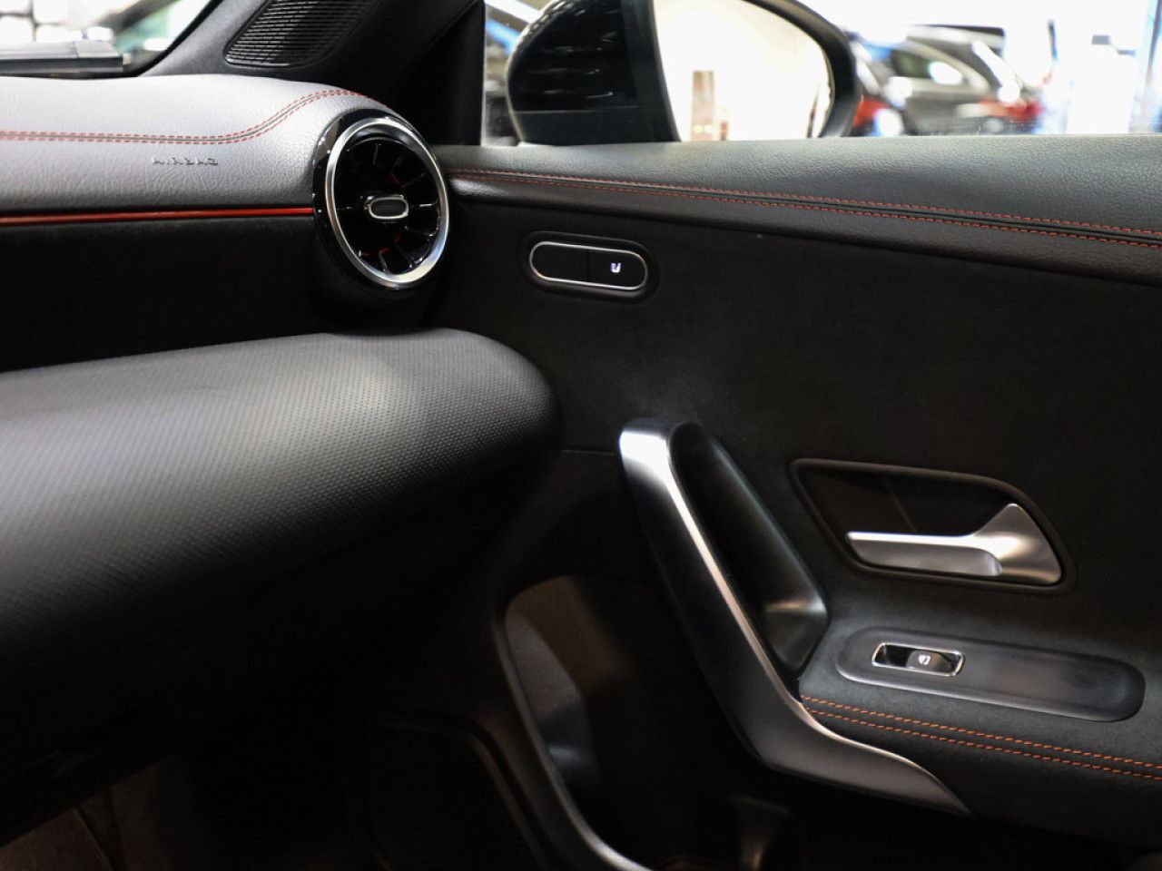 Fahrzeugbild 17 / 19