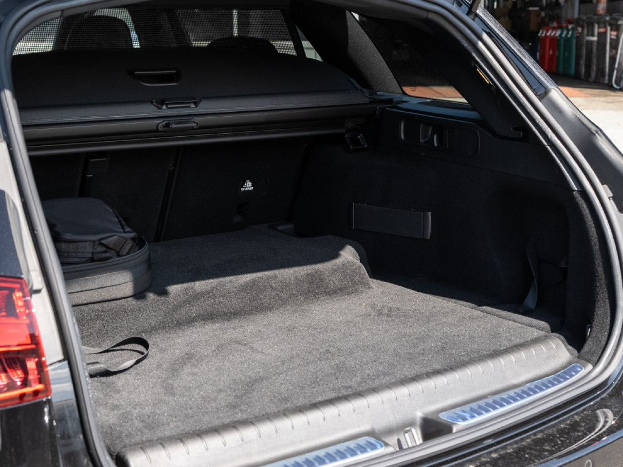 Mercedes-Benz C-Klasse – Bild 8