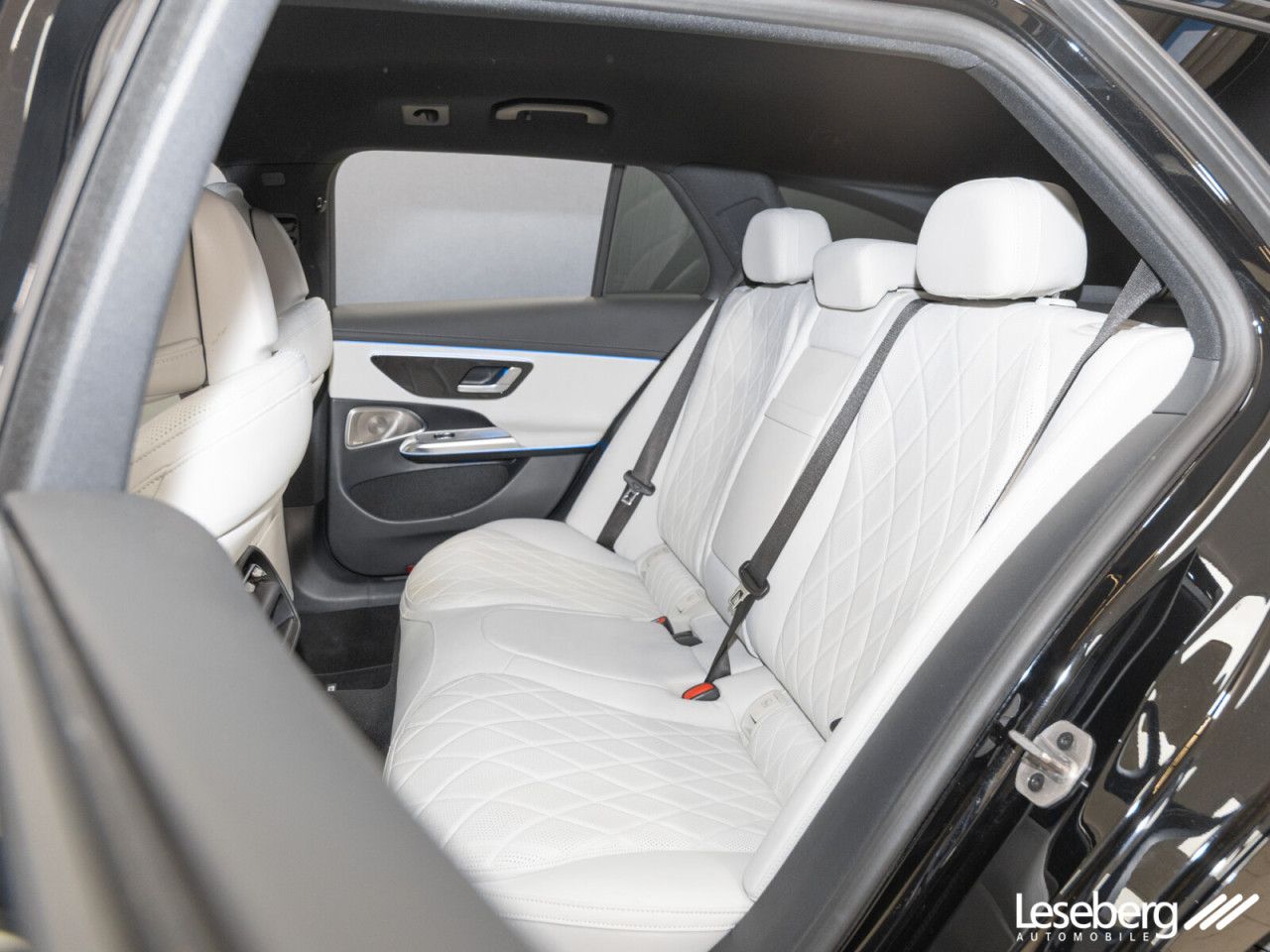 Mercedes-Benz E-Klasse – Bild 15