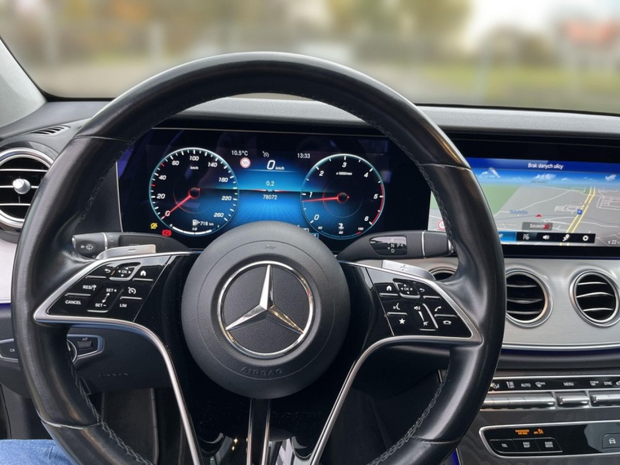 Zdjęcie pojazdu 14 / 17