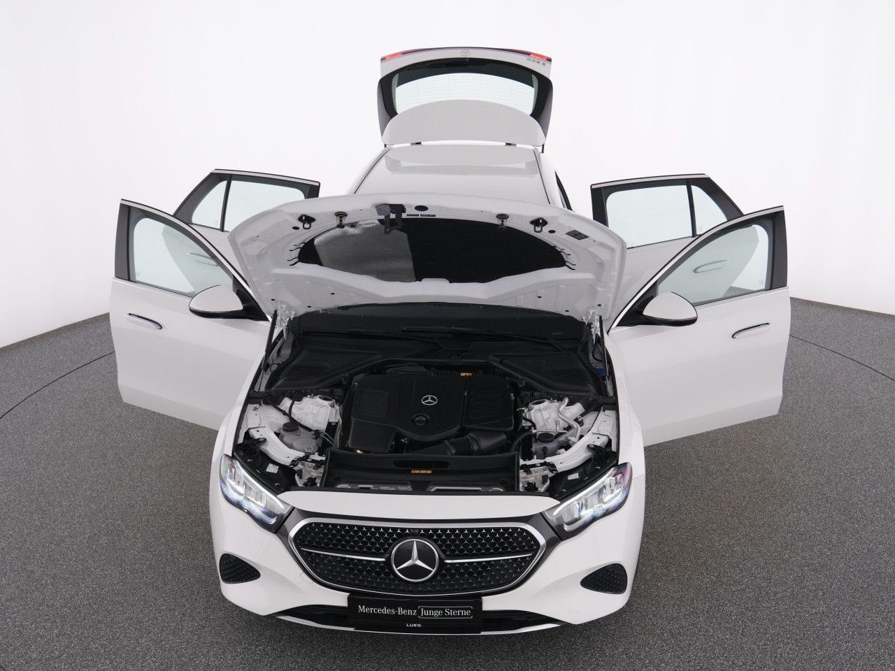 Mercedes-Benz E-Klasse – Bild 12