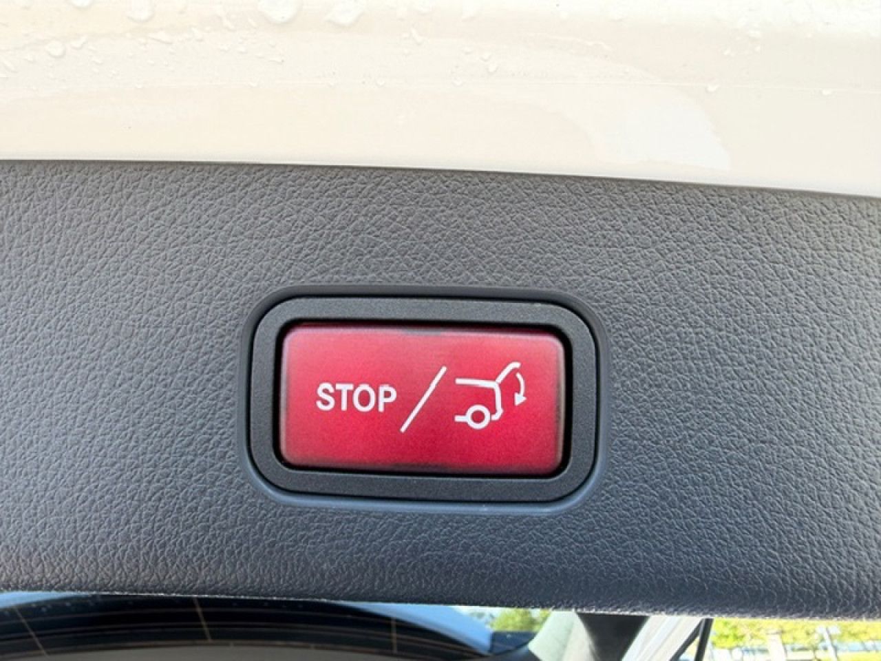 Photo du v&eacute;hicule 17 / 18