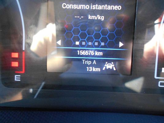 Vehicle image 5 / 8