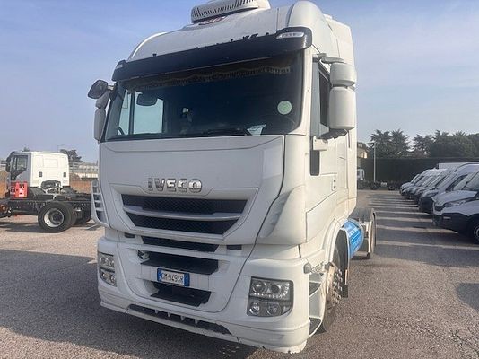 Vehicle image 1 / 20