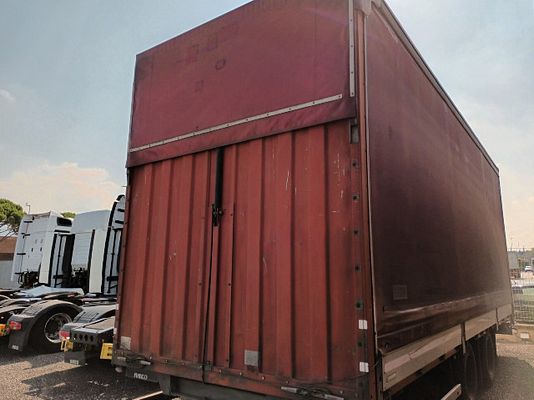 Vehicle image 2 / 3