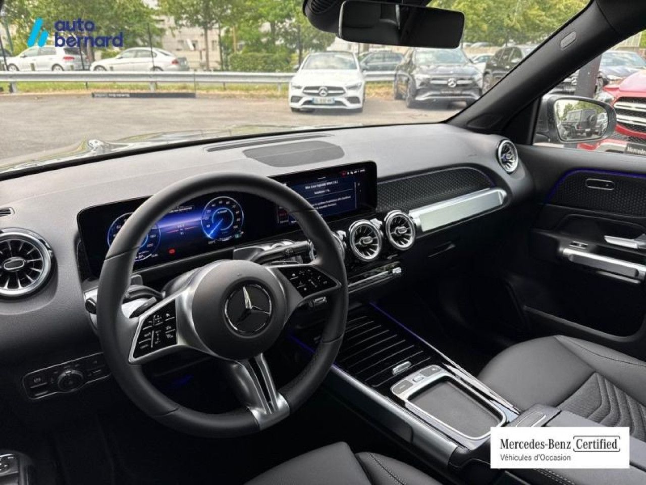 Photo du v&eacute;hicule 8 / 16