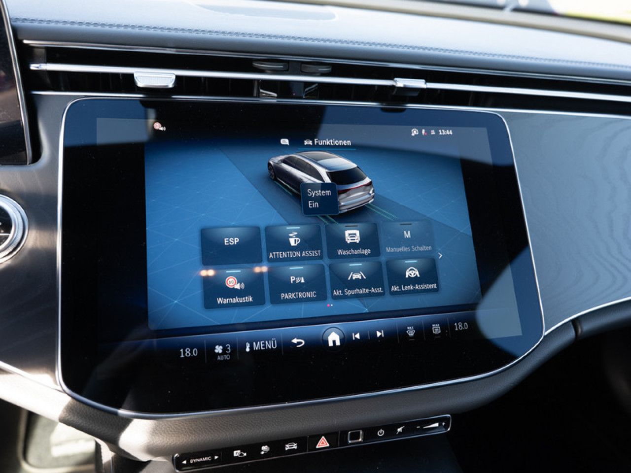 Mercedes-Benz E-Klasse – Bild 14