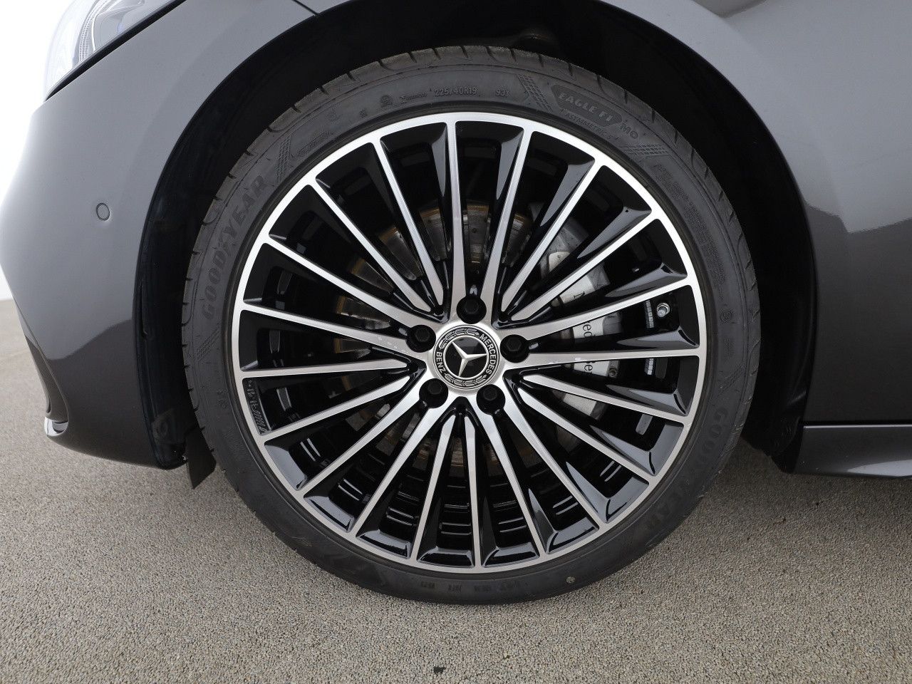 Mercedes-Benz C-Klasse – Bild 16
