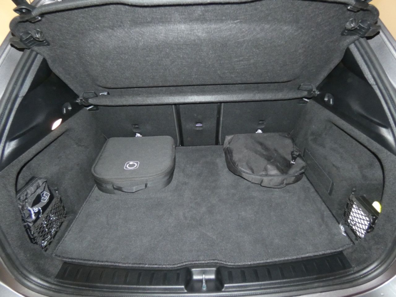 Photo du v&eacute;hicule 10 / 18