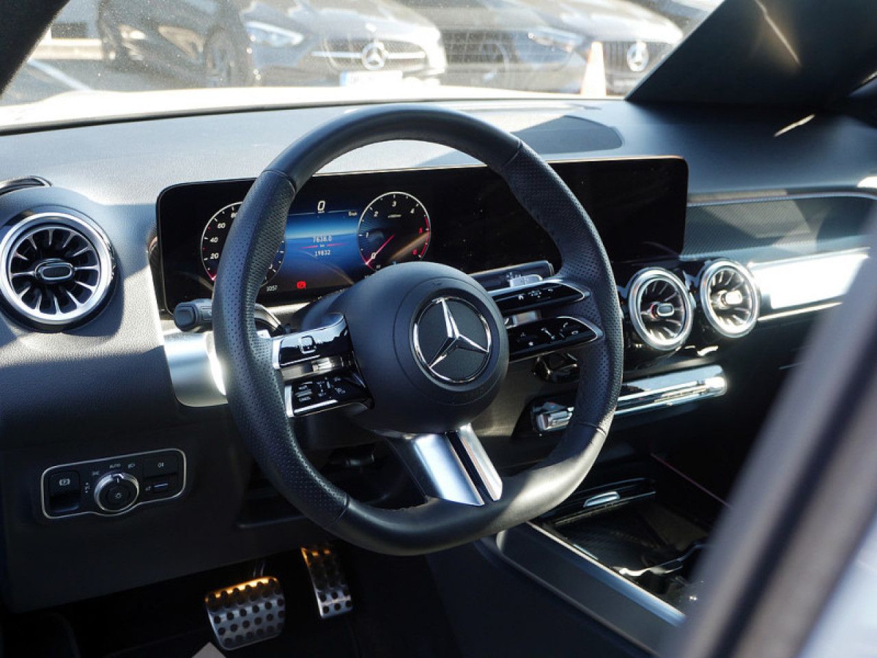 Mercedes-Benz GLB – Bild 13